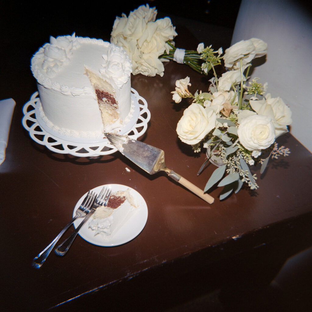 cut the cake